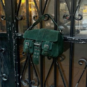 Nunoo Honey Buckle Suede Dark Green - NWT